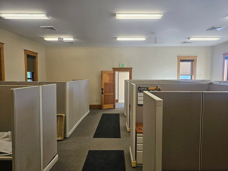 More Photos Of 2 S Main St, Coalville Loft Creative Space For Sale