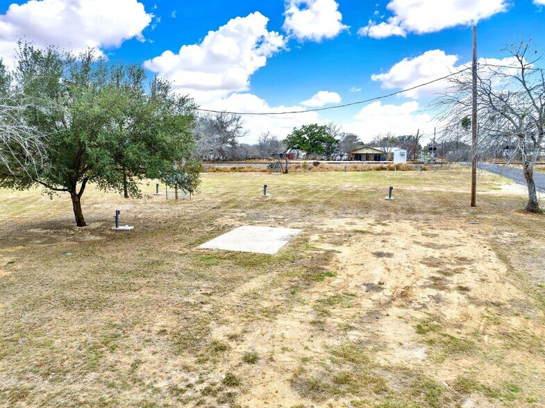 More Photos Of 285 San Antonio, Leming Multifamily For Sale