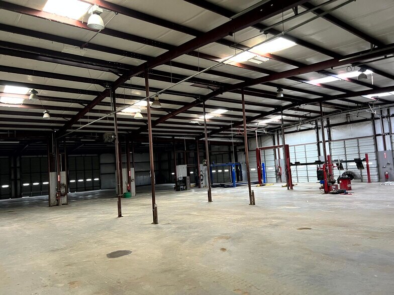 More Photos Of 744 FM 609, La Grange Service For Lease