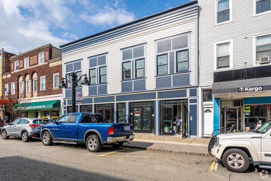 Primary Photo Of 33 W Blackwell St, Dover Freestanding For Lease