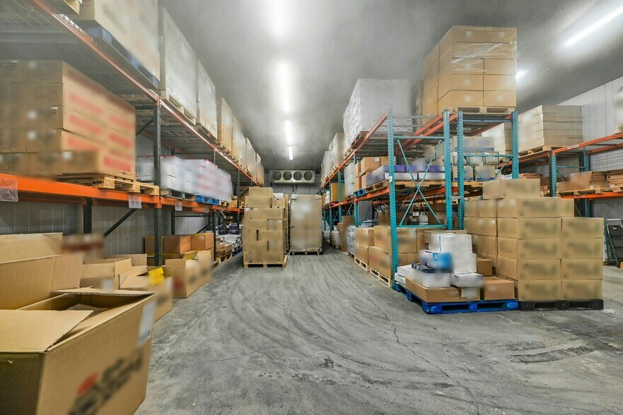 More Photos Of 106 Stonehurst Ct, Northvale Warehouse For Lease