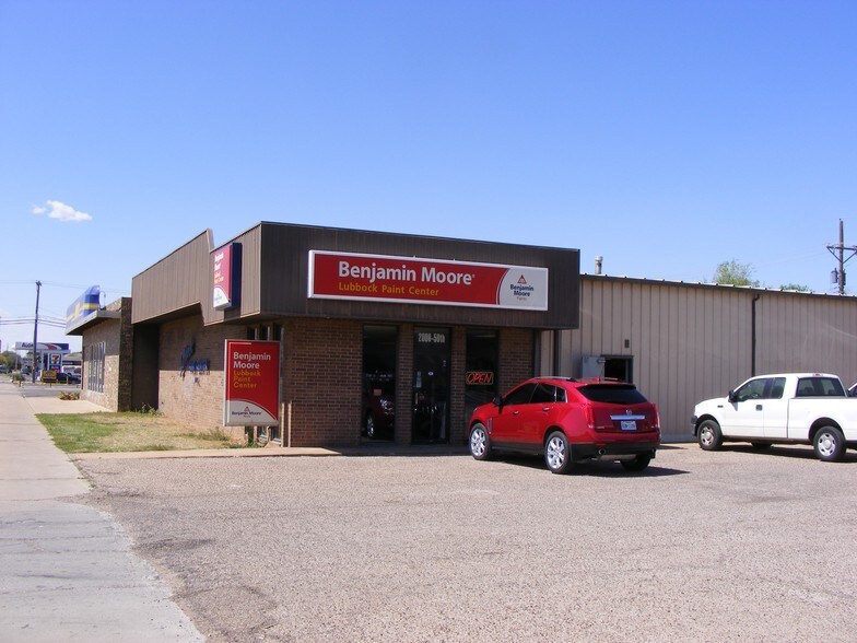 More Photos Of 2006 50th St, Lubbock Flex For Lease