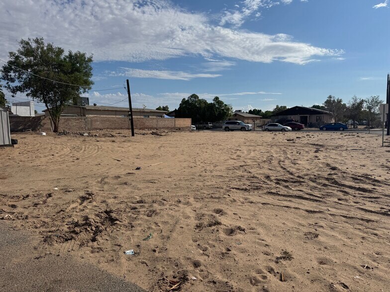 More Photos Of 606 N 4th Ave, San Luis Land For Sale