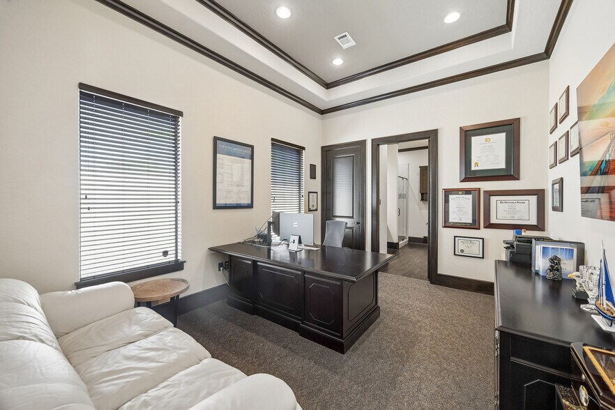 More Photos Of 12807 Haynes Rd, Houston Office For Sale