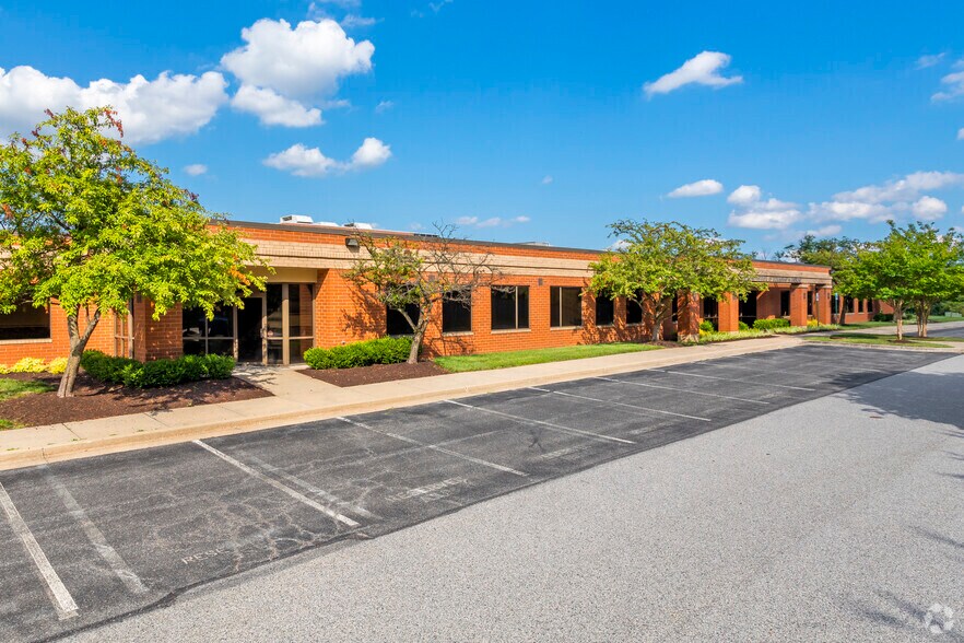 More Photos Of 14750 Sweitzer Ln, Laurel Medical For Lease