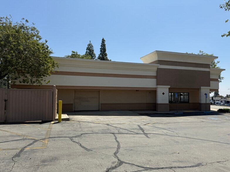 More Photos Of 1401-1493 E Foothill Blvd, Upland Unknown For Lease