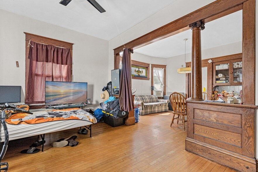More Photos Of 3024 Chicago Ave, Minneapolis Apartments For Sale