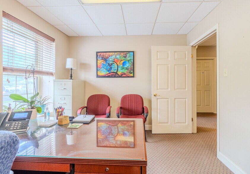 More Photos Of 2703 Mosside Blvd, Monroeville Medical For Lease