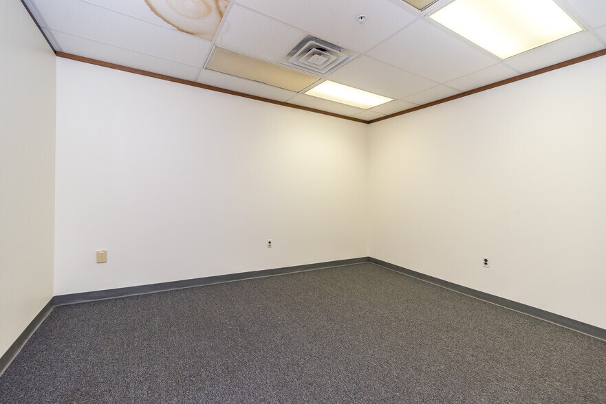 More Photos Of 11 Davis Rd, Phoenixville Apartments For Lease