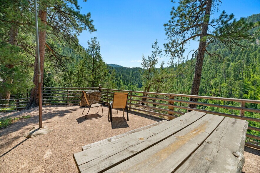 More Photos Of 10888 Rimrock Pl, Spearfish Hotel For Sale