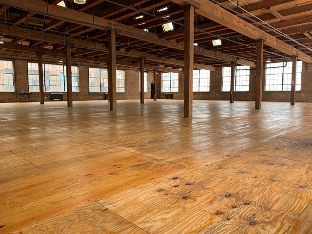 More Photos Of 4348 W Lake St, Chicago Warehouse For Lease
