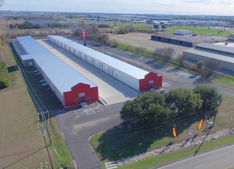 More Photos Of 5900 Franklin Ave, Waco Manufacturing For Lease