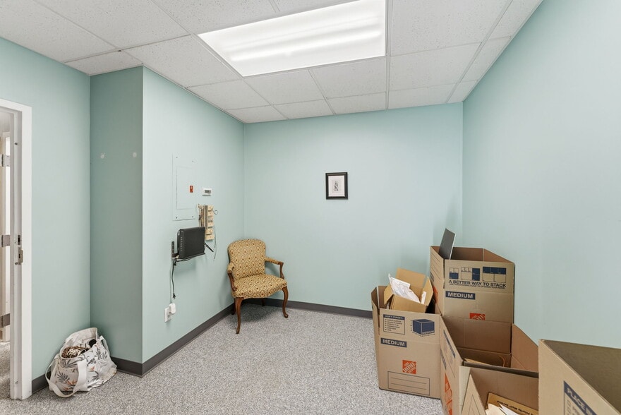 More Photos Of 120 N Main St, Attleboro Medical For Sale