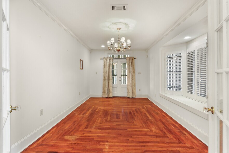 More Photos Of 402 W 121st St, Cut Off Apartments For Sale