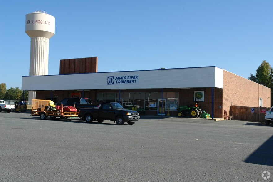 More Photos Of 2725 Old Monroe Rd, Matthews Freestanding For Lease