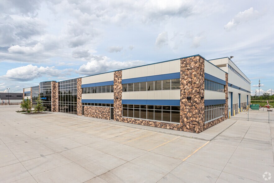 Primary Photo Of 5303 36 St NW, Edmonton Manufacturing For Sale