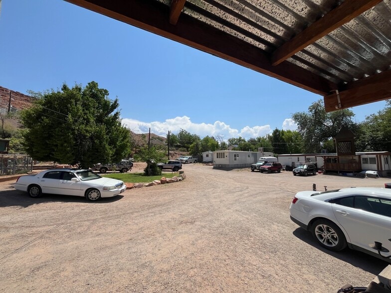 More Photos Of 221 E 200 N, Moab Manufactured Housing Mobile Home Park For Sale