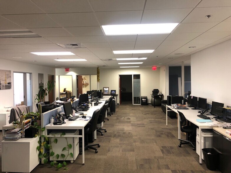 More Photos Of 301 E Foothill Blvd, Arcadia Office For Lease