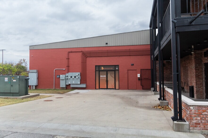 Primary Photo Of 317 S Trenton Ave, Tulsa Office For Lease