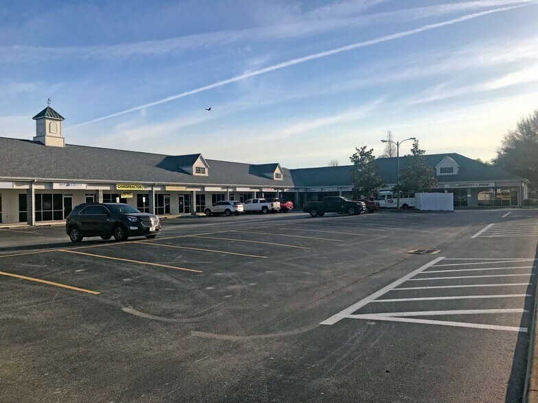 More Photos Of 2905-2977 Duff Rd, Lakeland Storefront For Lease