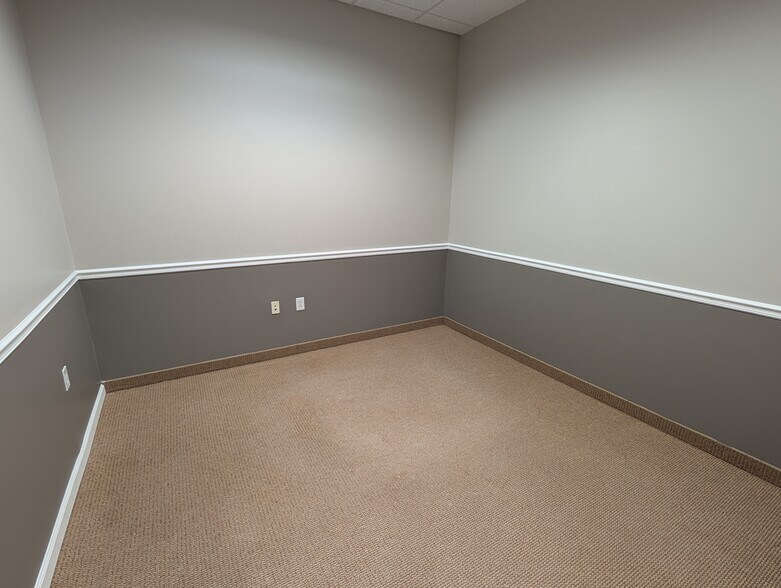 More Photos Of 4210 N Roxboro St, Durham Office For Lease