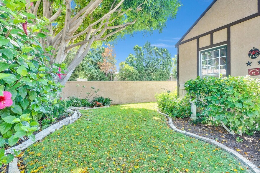 More Photos Of 1953 E Chapman Ave, Fullerton Medical For Sale