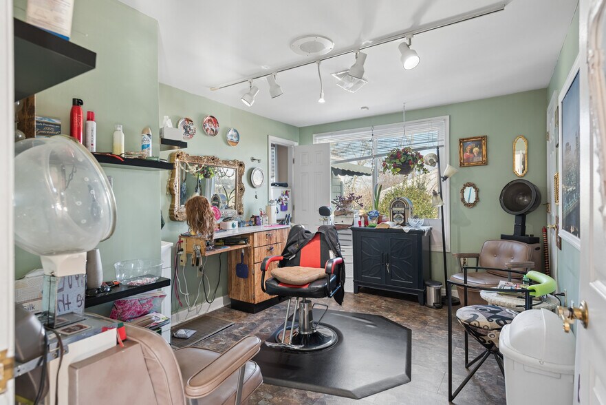 More Photos Of 2799 Bransford Ave, Nashville Office For Sale