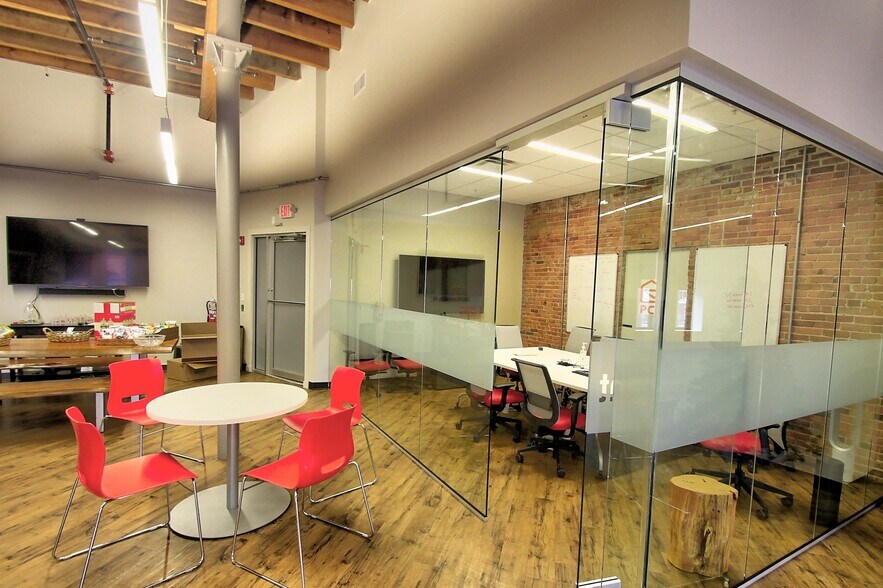 More Photos Of 60-66 Pearl St, Portland Office For Lease