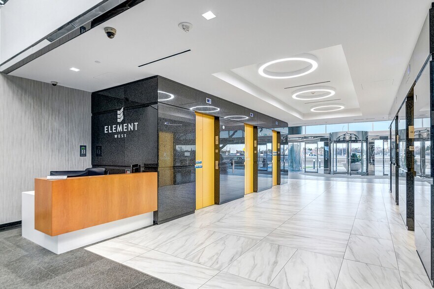 More Photos Of 3030 Lyndon B Johnson Fwy, Dallas Office For Lease