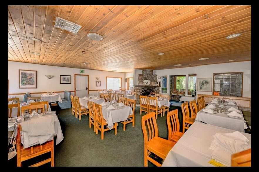 More Photos Of 12625 Sierra Hwy, Santa Clarita Restaurant For Sale