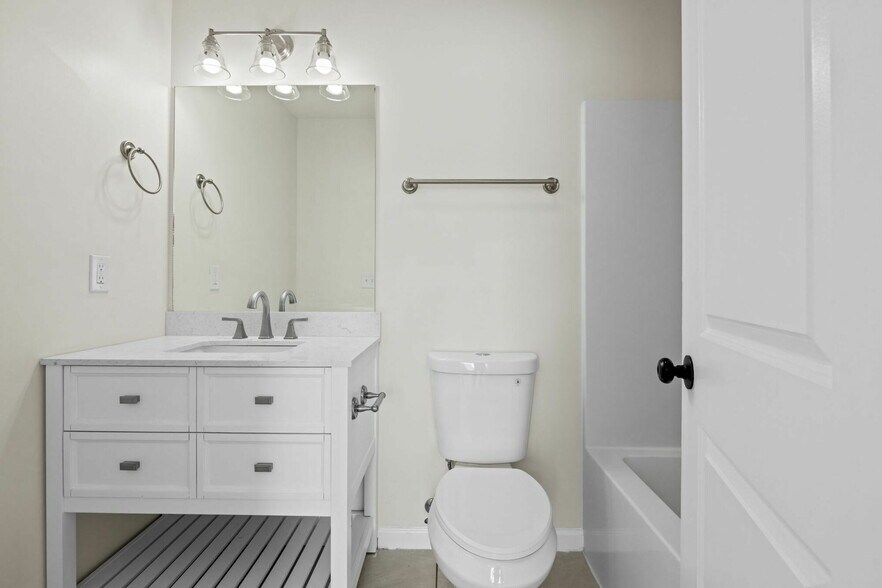 More Photos Of 1763 Strawberry Meadows Way, Knoxville Apartments For Sale