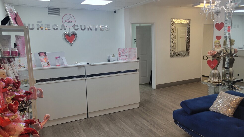 Primary Photo Of 365 Broadway, Amityville Medical For Lease