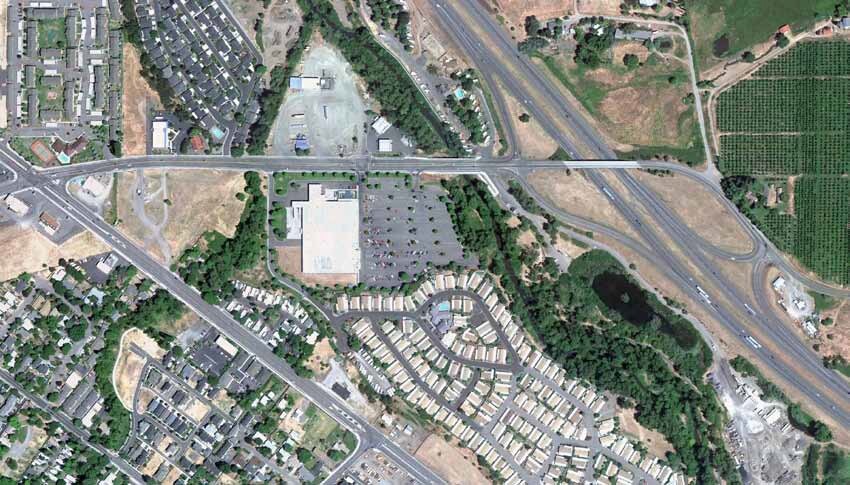 More Photos Of 300 W Valley View Rd, Talent Industrial For Lease