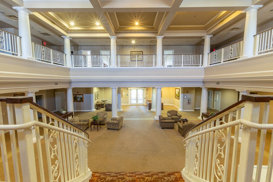 More Photos Of 2815 E Jackson St, Hugo Rehabilitation Center For Sale