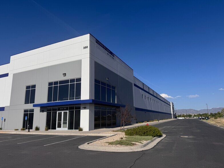 More Photos Of 350 N John Glenn Rd, Salt Lake City Distribution For Lease