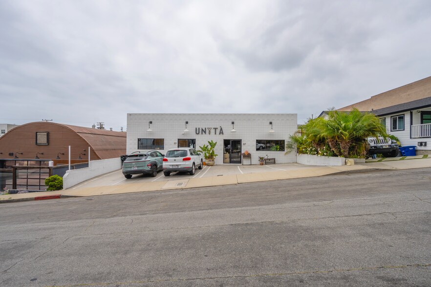 More Photos Of 215-217 Arena St, El Segundo Loft Creative Space For Lease