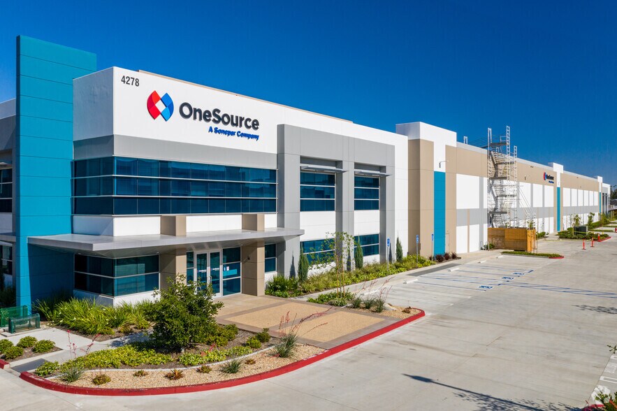 Primary Photo Of 4278 N Harbor Blvd, Fullerton Warehouse For Lease