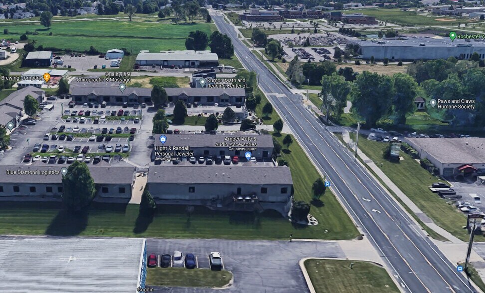 More Photos Of 3269 19th St NW, Rochester Coworking Space