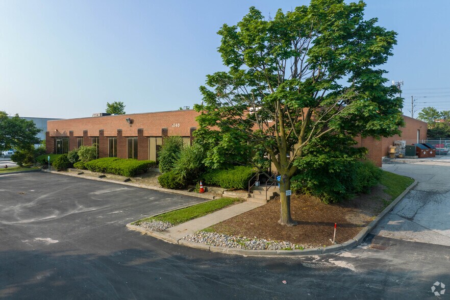 Primary Photo Of 1040 Jayson Ct, Mississauga Warehouse For Sale