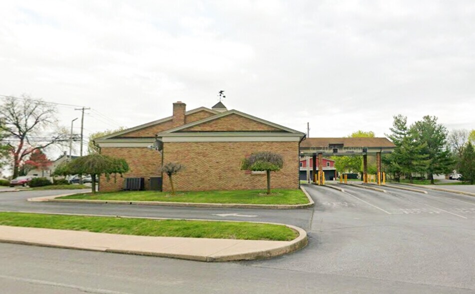 More Photos Of 100 W Main St, Terre Hill Bank For Sale