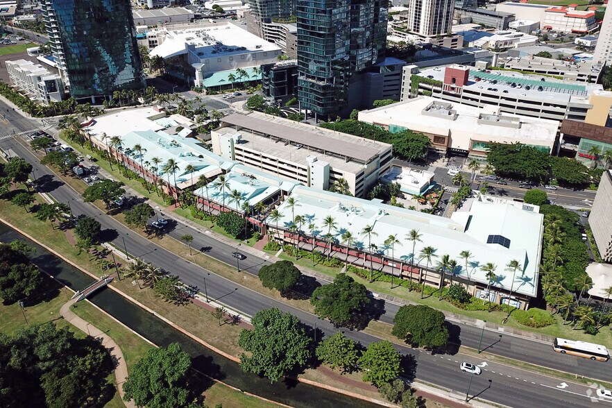 More Photos Of 1200 Ala Moana Blvd, Honolulu Restaurant For Lease