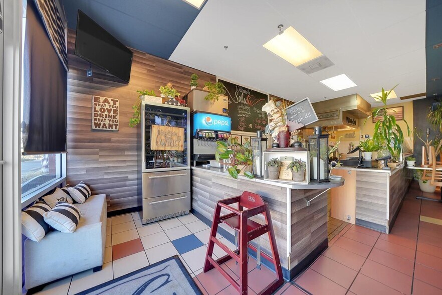 More Photos Of 711 S State Highway 49, Jackson Freestanding For Sale