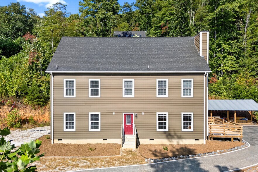 More Photos Of 8026 Buck Creek Rd, Marion Apartments For Sale