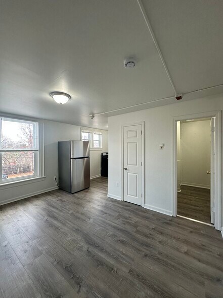 More Photos Of 50 Common St, Providence Apartments For Sale