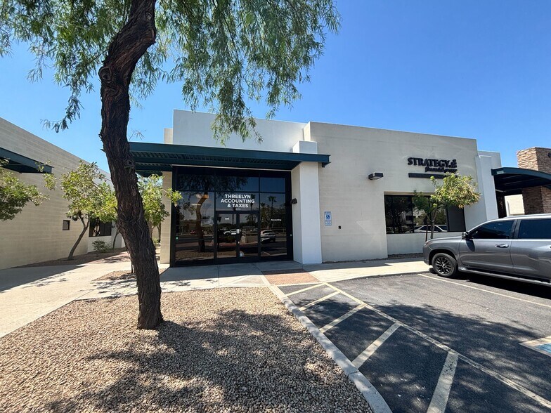 Primary Photo Of 4035 W Chandler Blvd, Chandler Coworking Space
