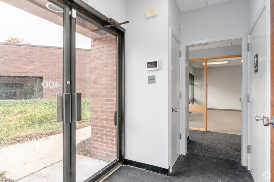 Photo of 1st Floor Ste 240, Building 595