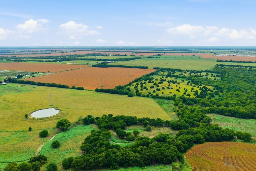 More Photos Of 10935 County Road 109, Alvarado Land For Sale
