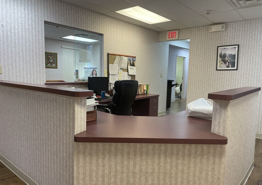 More Photos Of 33 W Chester Pike, Ridley Park Apartments For Sale