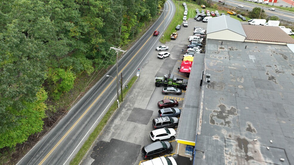 More Photos Of 2300 Wood Ave, Easton General Retail For Sale