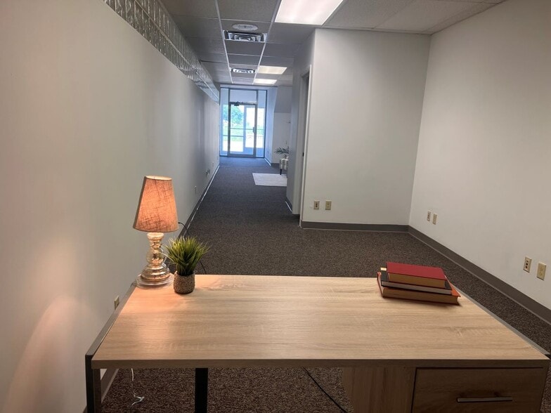 More Photos Of 1112-1128 Broadway St, Quincy Flex For Lease
